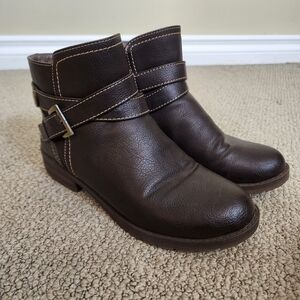 Chocolate Brown Faux Leather Ankle Boots Blythe Size 7 Fall